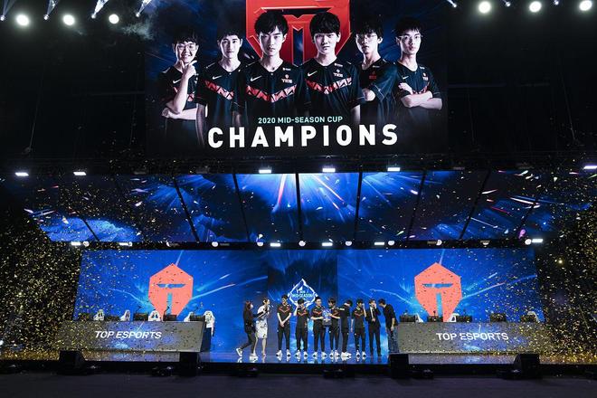 V5横扫GEN，Faker团战一打五鏖战多局成都决赛之夜，成为赛场最大亮点