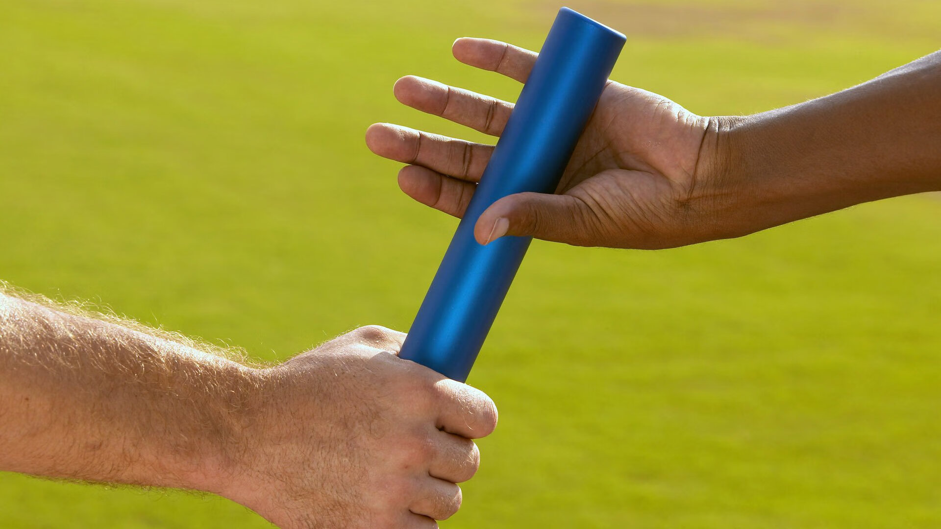 跨洋篮球对话，NBA血战与西甲新星的交响诗